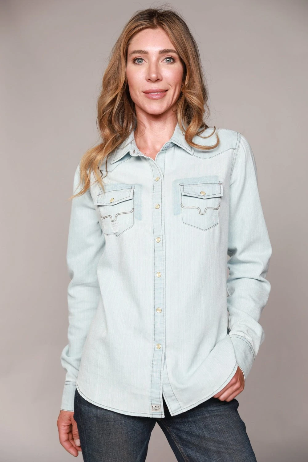 Kimes Ranch Womens Kaycee Top Destroy Denim Cotton Blend L/S Shirt - Image 2